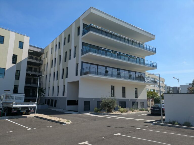 Bureaux à louer à Nîmes - parc Georges Besse